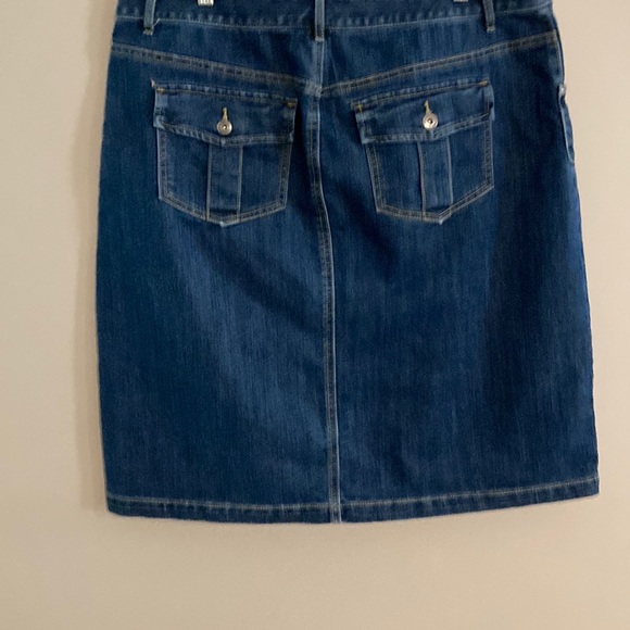 CJ Banks Denim Skirt size 16W
NWOT - Picture 4 of 5
